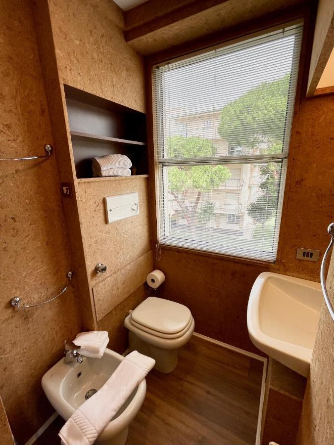 Casa Vacanze Il Veliero Leilighet Bordighera Eksteriør bilde