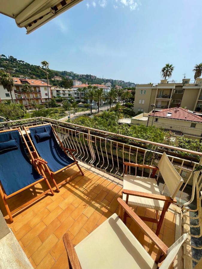 Casa Vacanze Il Veliero Leilighet Bordighera Eksteriør bilde
